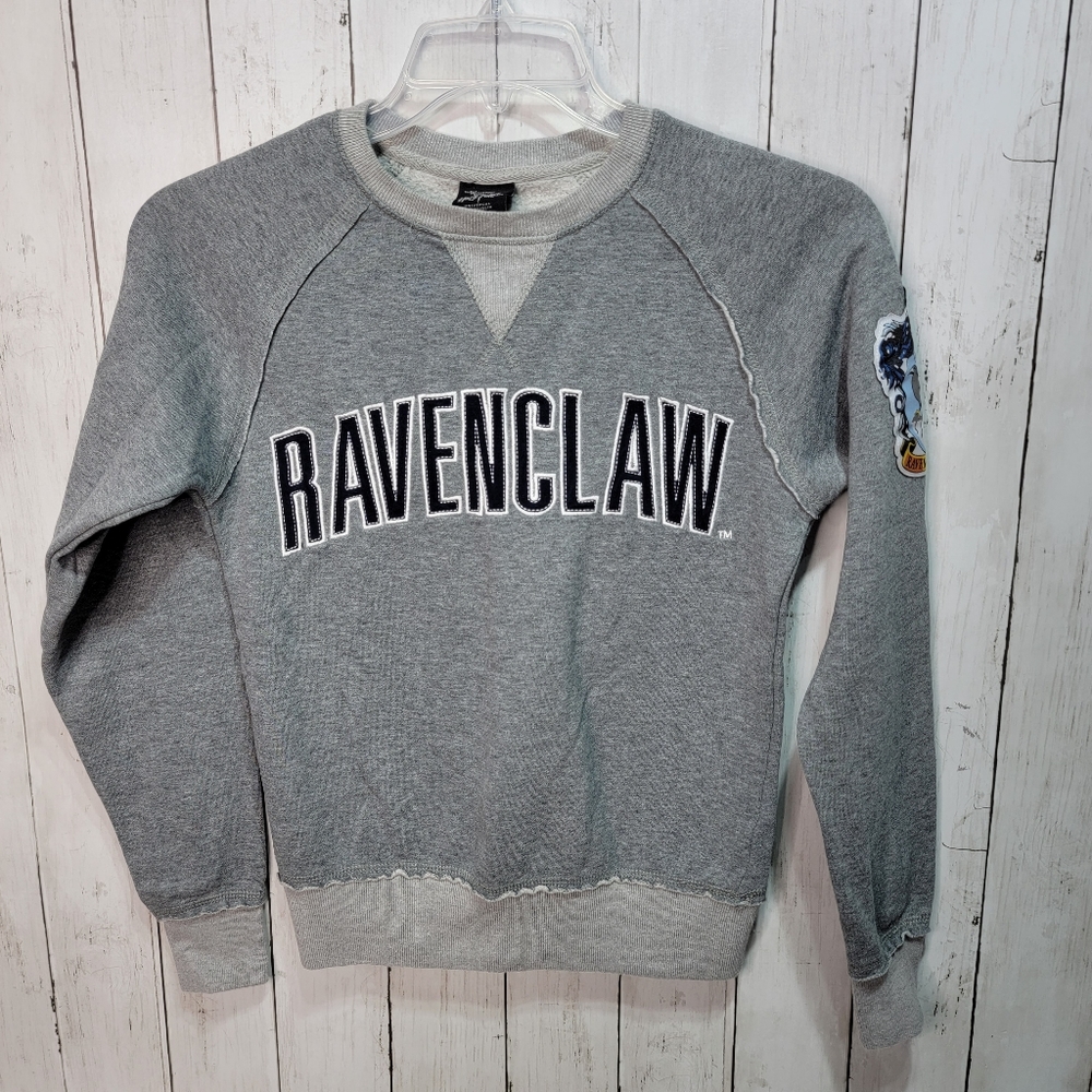 Harry Potter Universal Studios Ravenclaw Hogwarts Fleece Sweater XS Women Gray.